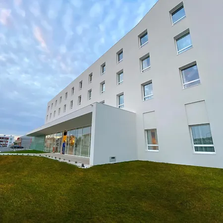 Flag 3* 칼다스하이냐