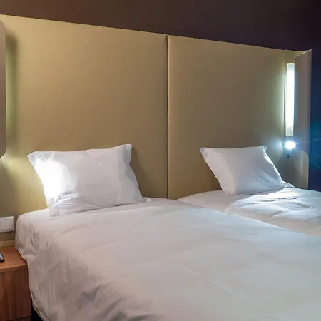 Hotel Flag