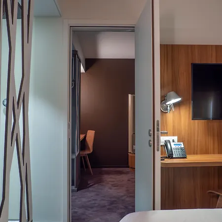 Hotel Flag 3*