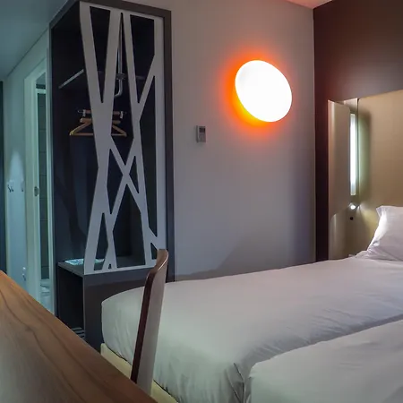 Hotel Flag